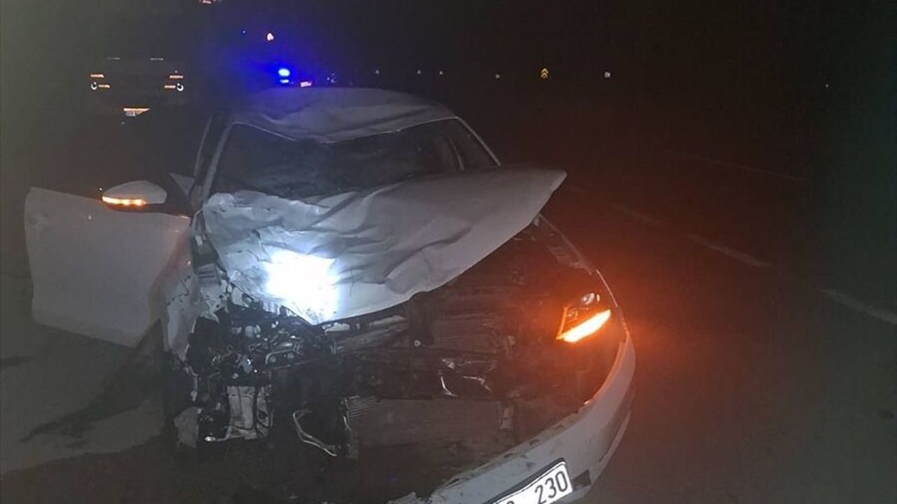 SON DAKİKA: Tokat’ta otomobilin motosiklete çarptığı trafik kazasında 2 ölü, 1 yaralı