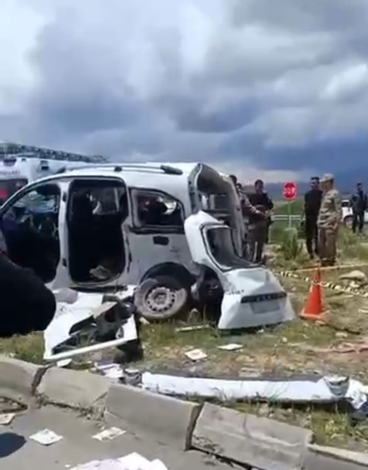 Van'da Trafik Kazası: 4 Ölü, 2 Yaralı