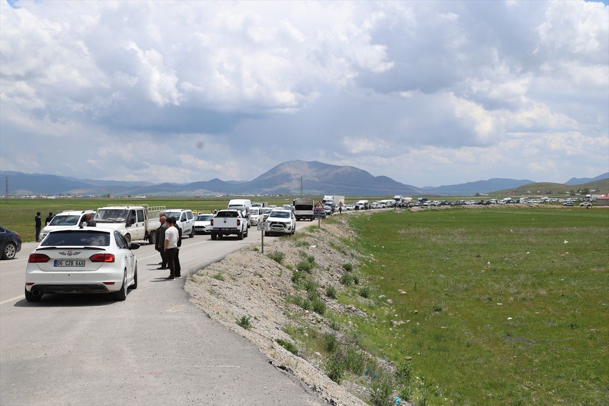 Van'da Trafik Kazası: 4 Ölü, 4 Yaralı