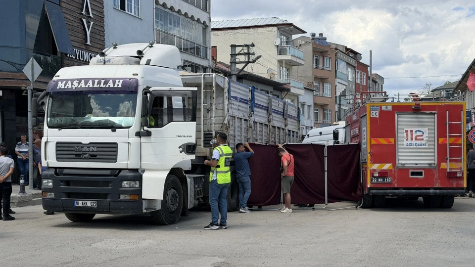Edirne'de TIR kazası: 51 yaşındaki emlakçı feci şekilde öldü