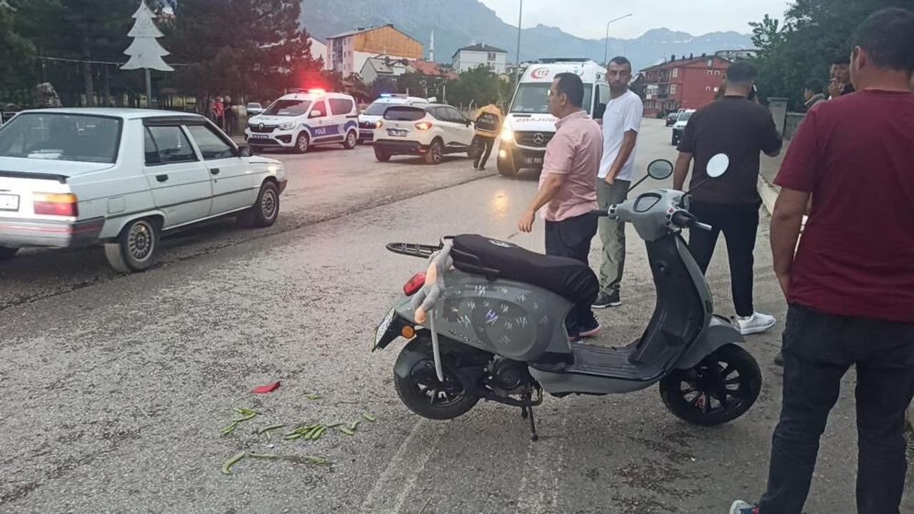 Seydişehir’de trafik kazası: Motosikletli gençler pikapla çarpıştı, yaralılar hastaneye kaldırıldı!