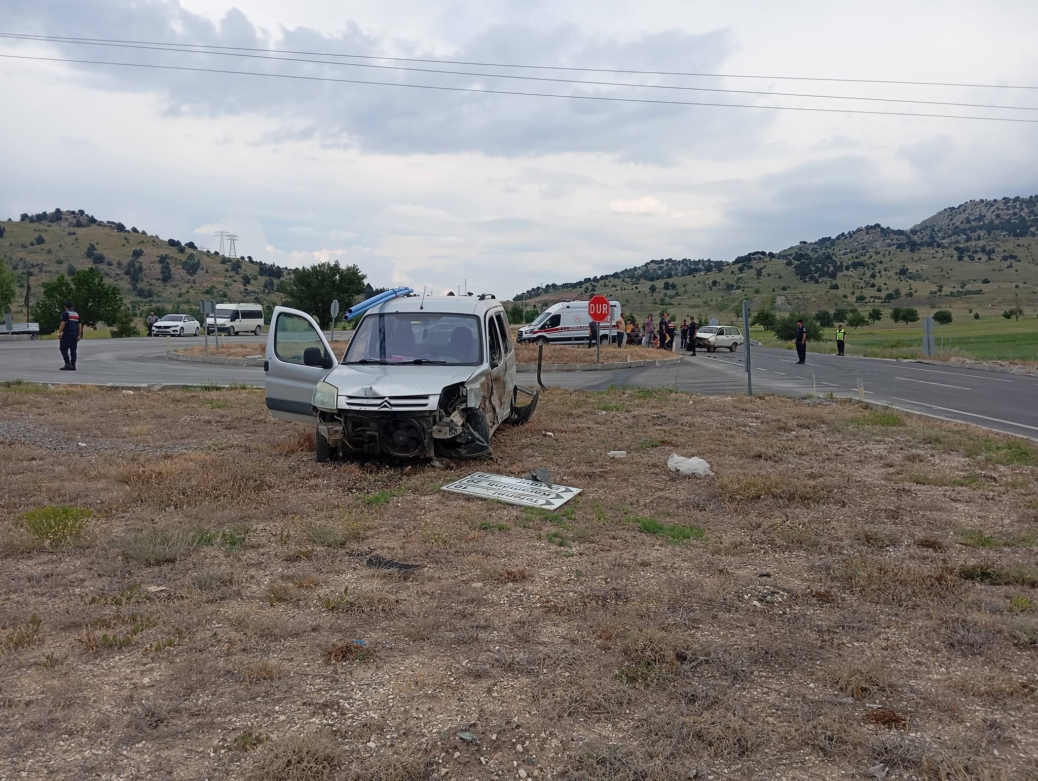 Burdur Gölhisar’da Yaralanmalı Trafik Kazası