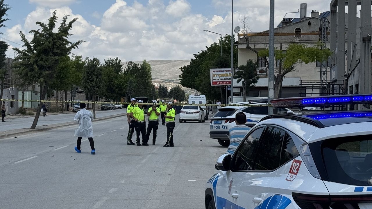 Konya Selçuklu’da trafik kazası: Aracın çarptığı genç kadın hayatını kaybetti
