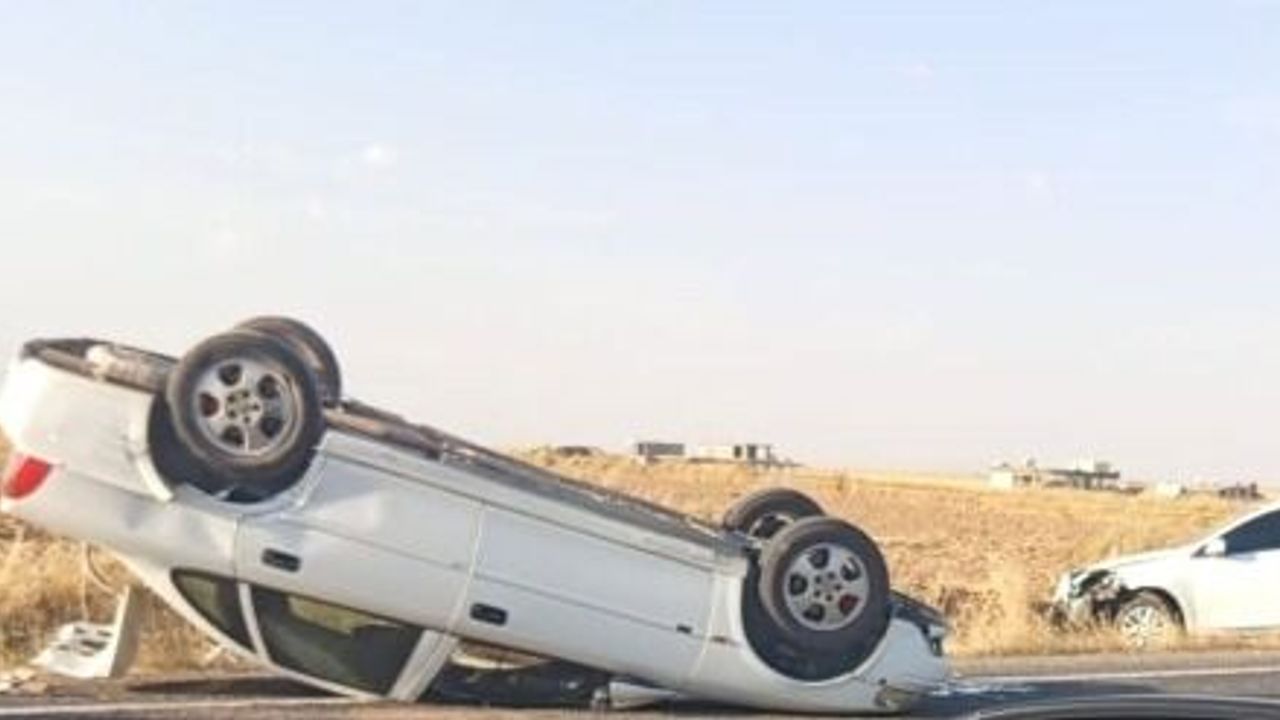 Şanlıurfa’da Trafik Kazası: Kontrolden Çıkan Otomobil Takla Attı