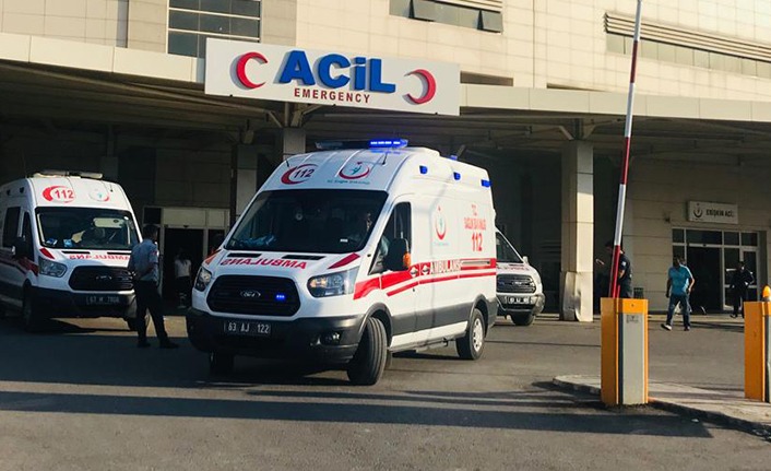 Van’da Gece Yarısı Kaza: Araçta Sıkışan 6 Kişi Kurtarıldı