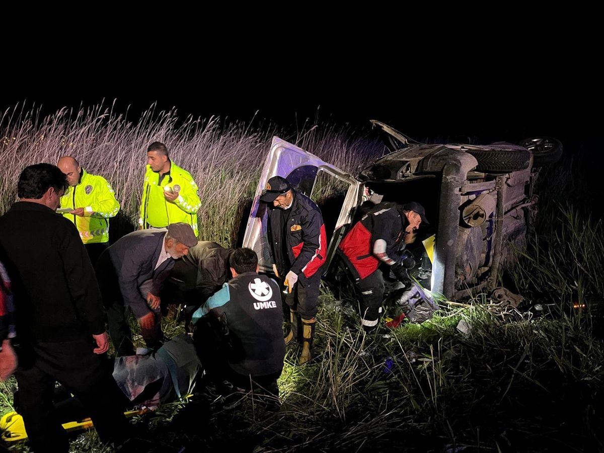 Van'da Trafik Kazası: 6 Yaralı