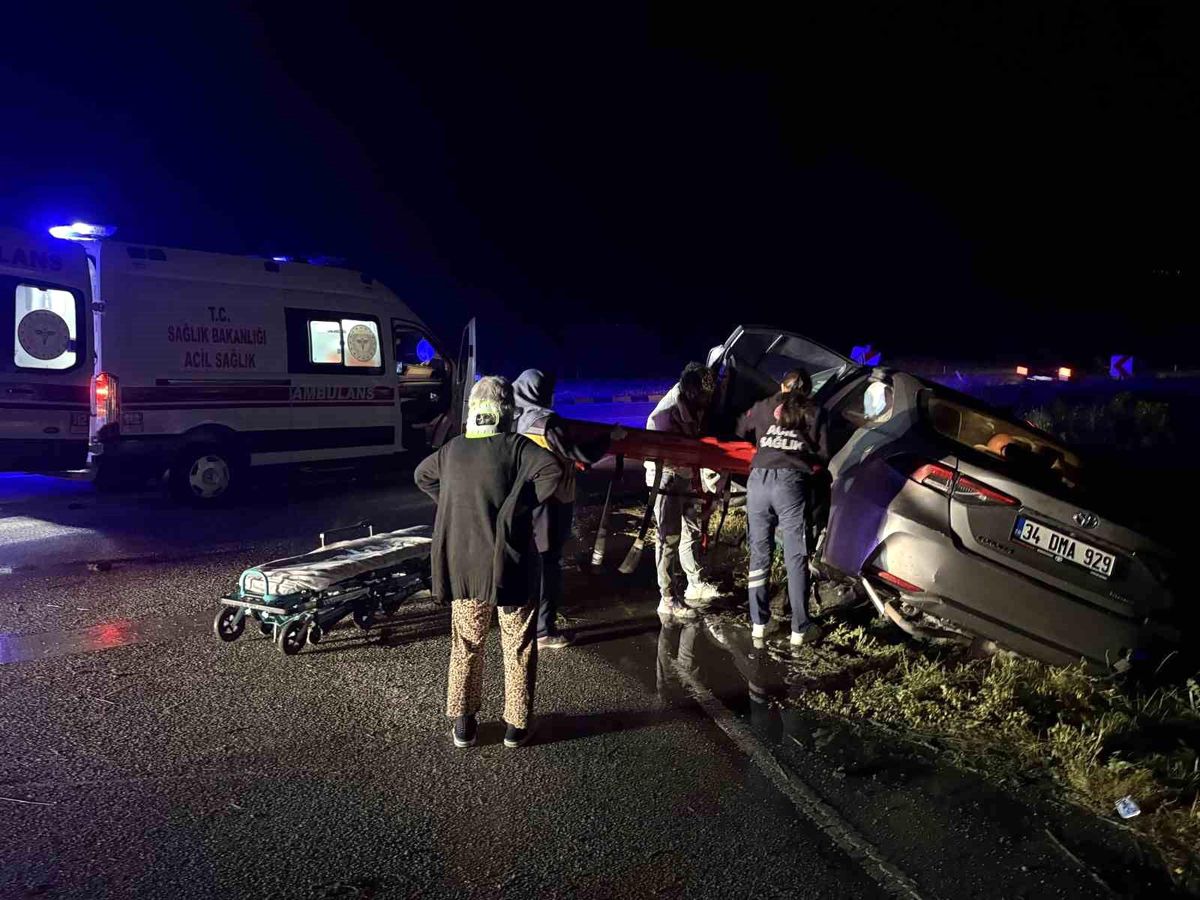 Tosya'da Trafik Kazası: 2 Yaralı
