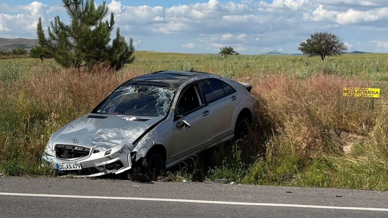 Nevşehir'de Korkutan Kaza: Takla Atan Araç Sürücüsü Yaralandı