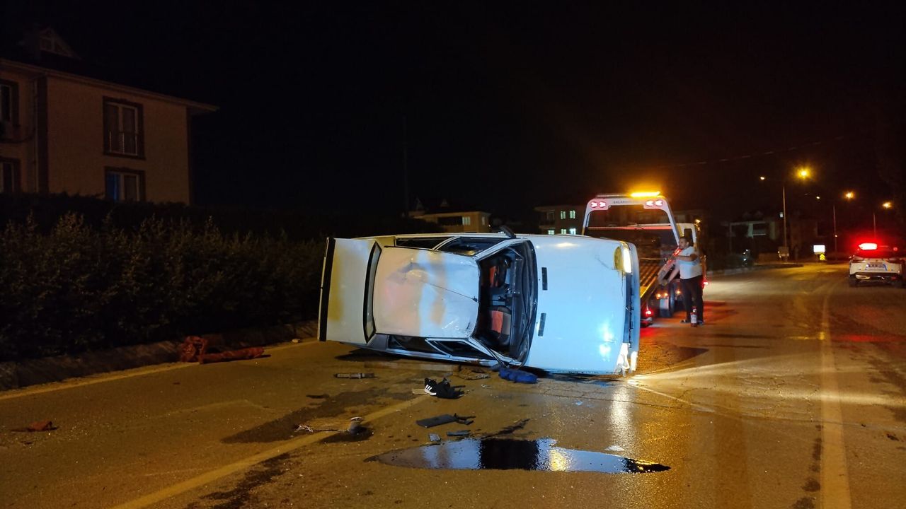 Bursa’da İnegöl trafik kazası: Takla atan otomobilin sürücüsü yaralandı