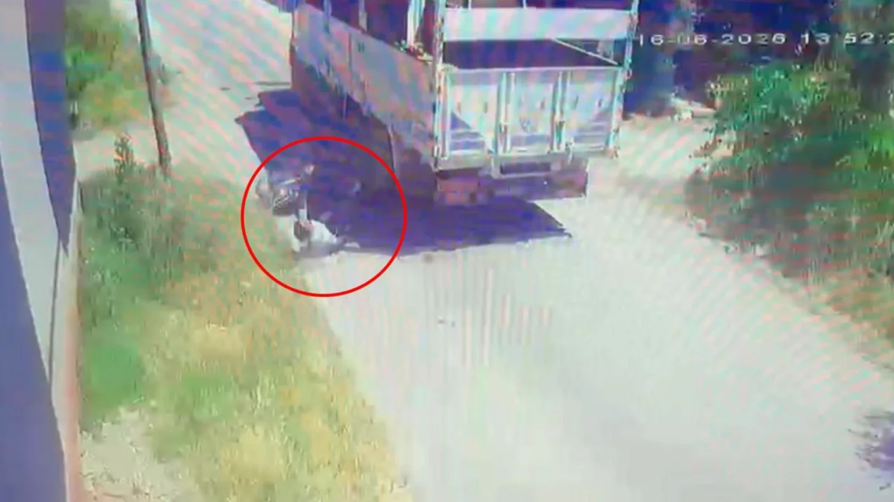 Daha 25 yaşındaydı! Motosiklet sürücüsünün can verdiği kaza kamerada
