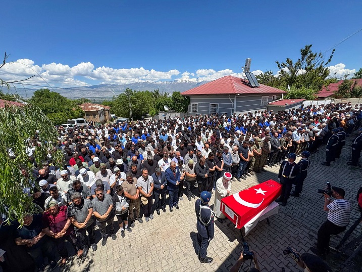 Jandarma Uzman Çavuş Mustafa Pak Dualarla Ebediyete Uğurlandı