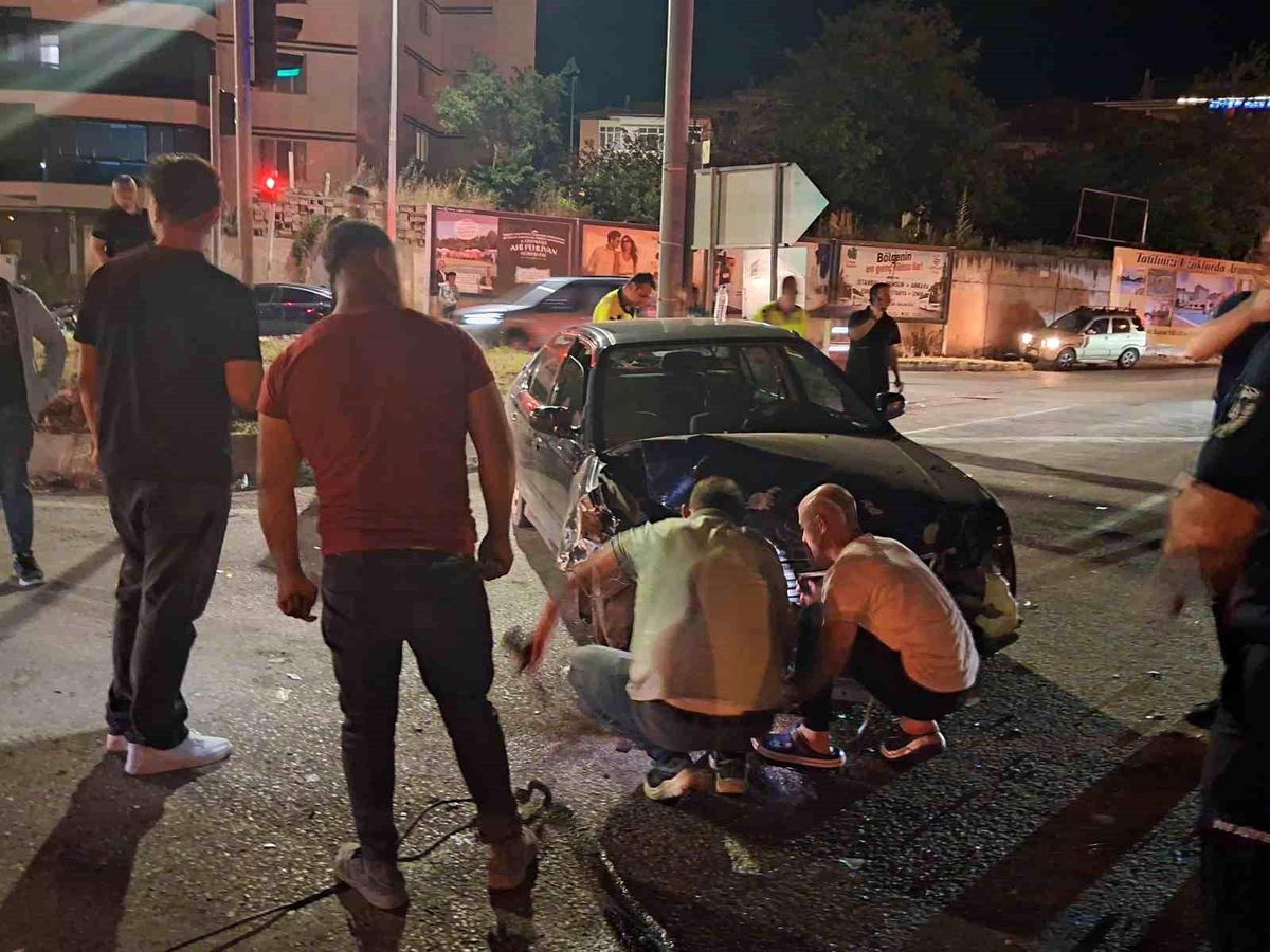 Tokat'ta zincirleme trafik kazası: 5 yaralı