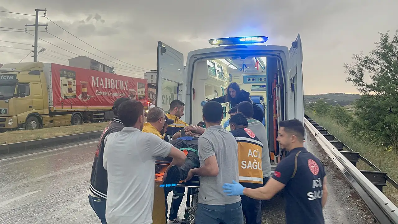 Kula'da feci kaza: Çok sayıda ölü ve yaralı var!