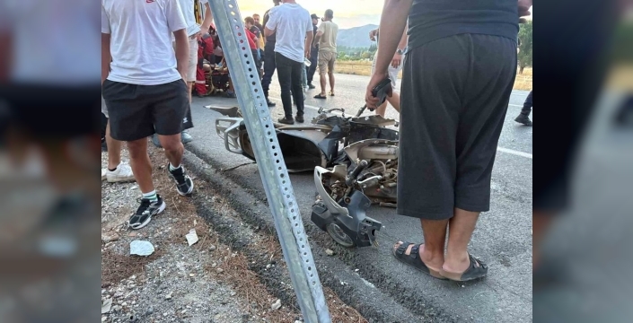 Marmaris-Datça yolunda kan donduran kaza: Motosikletçi aracın altında kaldı!