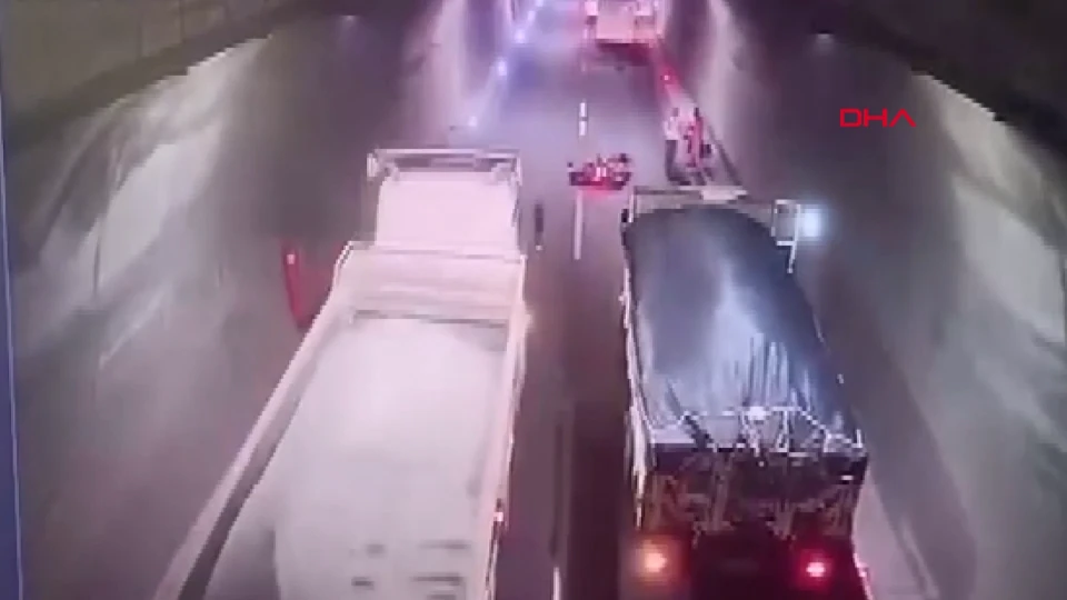 Artvin'de Cankurtaran Tüneli'nde motosiklet kazası