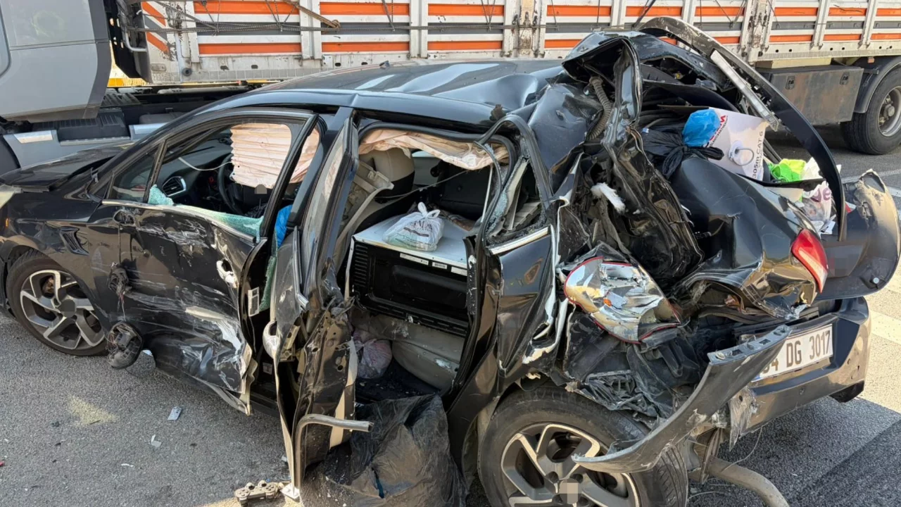 Karabük'te zincirleme trafik kazası! 2 yaralı var...