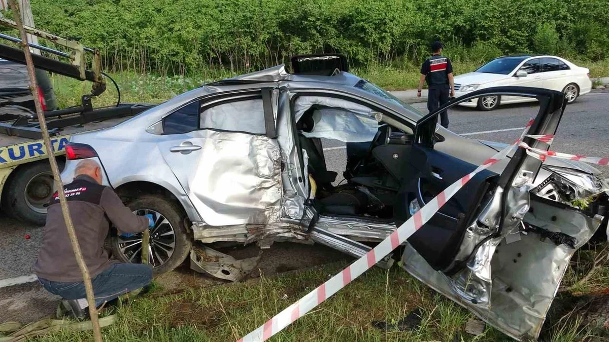 Ordu Altınordu'da Meydana Gelen Trafik Kazasında 4 Kişi Yaralandı