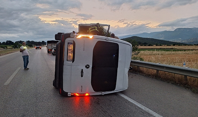 D-100 Kara Yolu Niksar-Erbaa Arasında Trafik Kazası - YEREL
