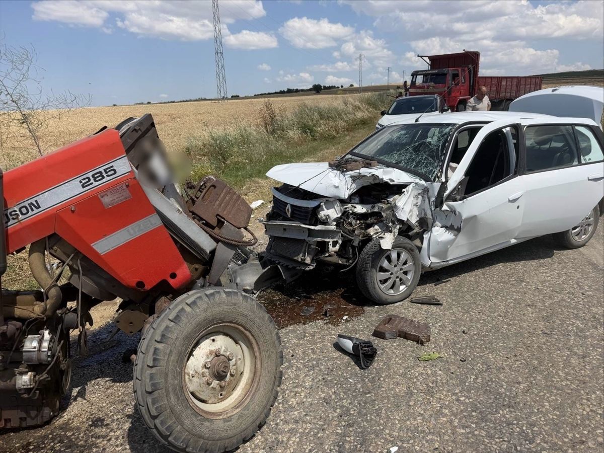 Uzunköprü'de Trafik Kazası: 2 Yaralı