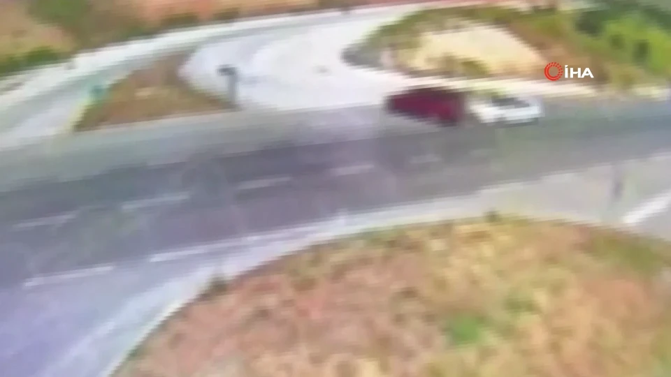 Hekimhan'da trafik kazası: Güvenlik kamerası o anları kaydetti