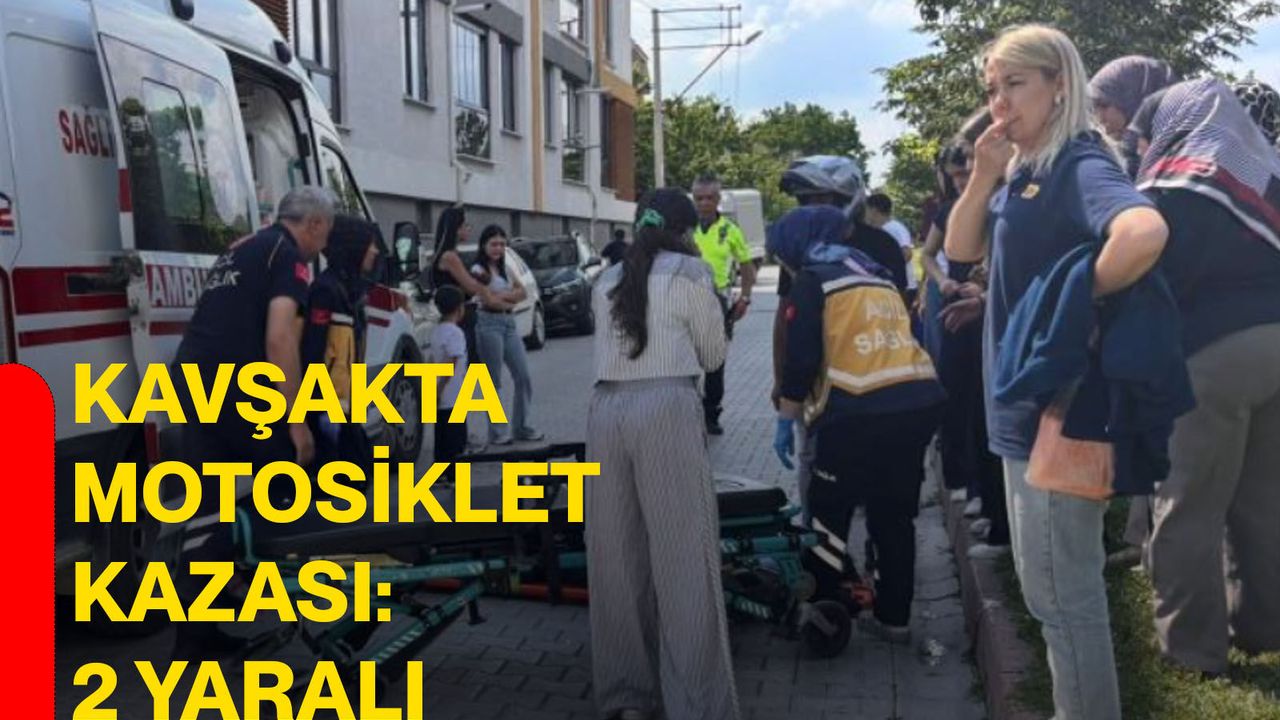Kavşakta motosiklet kazası: 2 yaralı