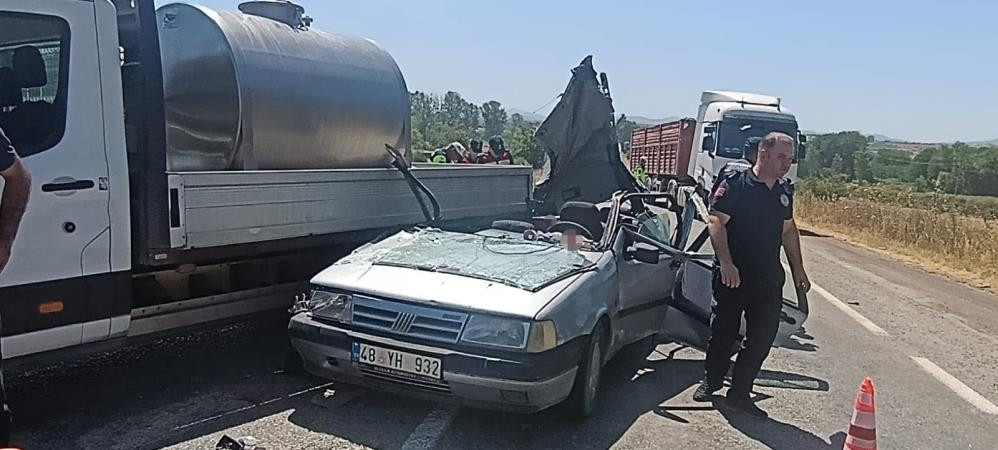 Çanakkale'de trafik kazası: 2'si ağır 4 yaralı