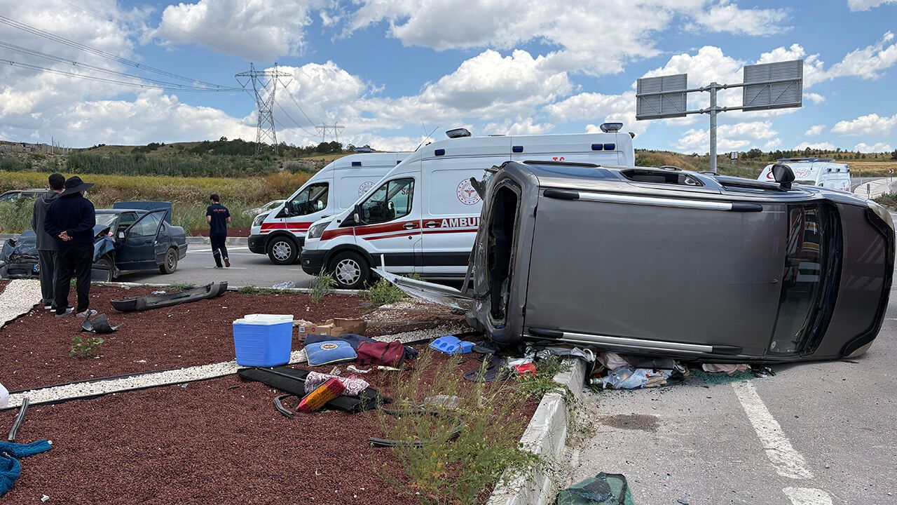 Çorum’da trafik kazasında ağır yaralanan sürücü hayatını kaybetti