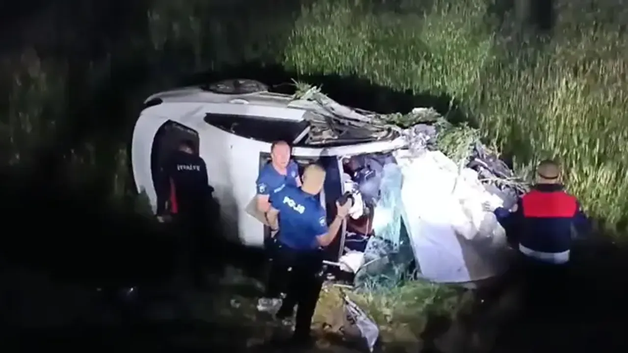 Iğdır’da Çifte Acı: Şehit Babası Ahmet Akdeniz Vefat Etti, Cenazeye Giden Ailesi Kaza Geçirdi