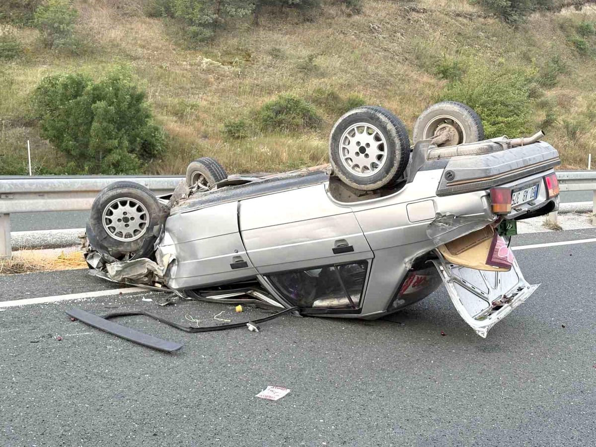 Tosya'da Trafik Kazası: Sürücü Ağır Yaralandı