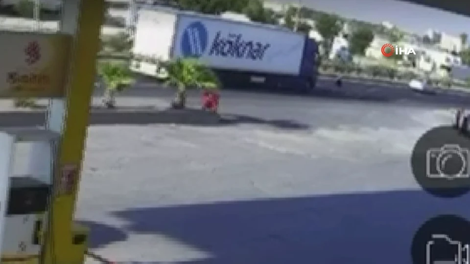 Altınordu'da feci kaza! Tırın altında kalan yaşlı adam kurtarılamadı