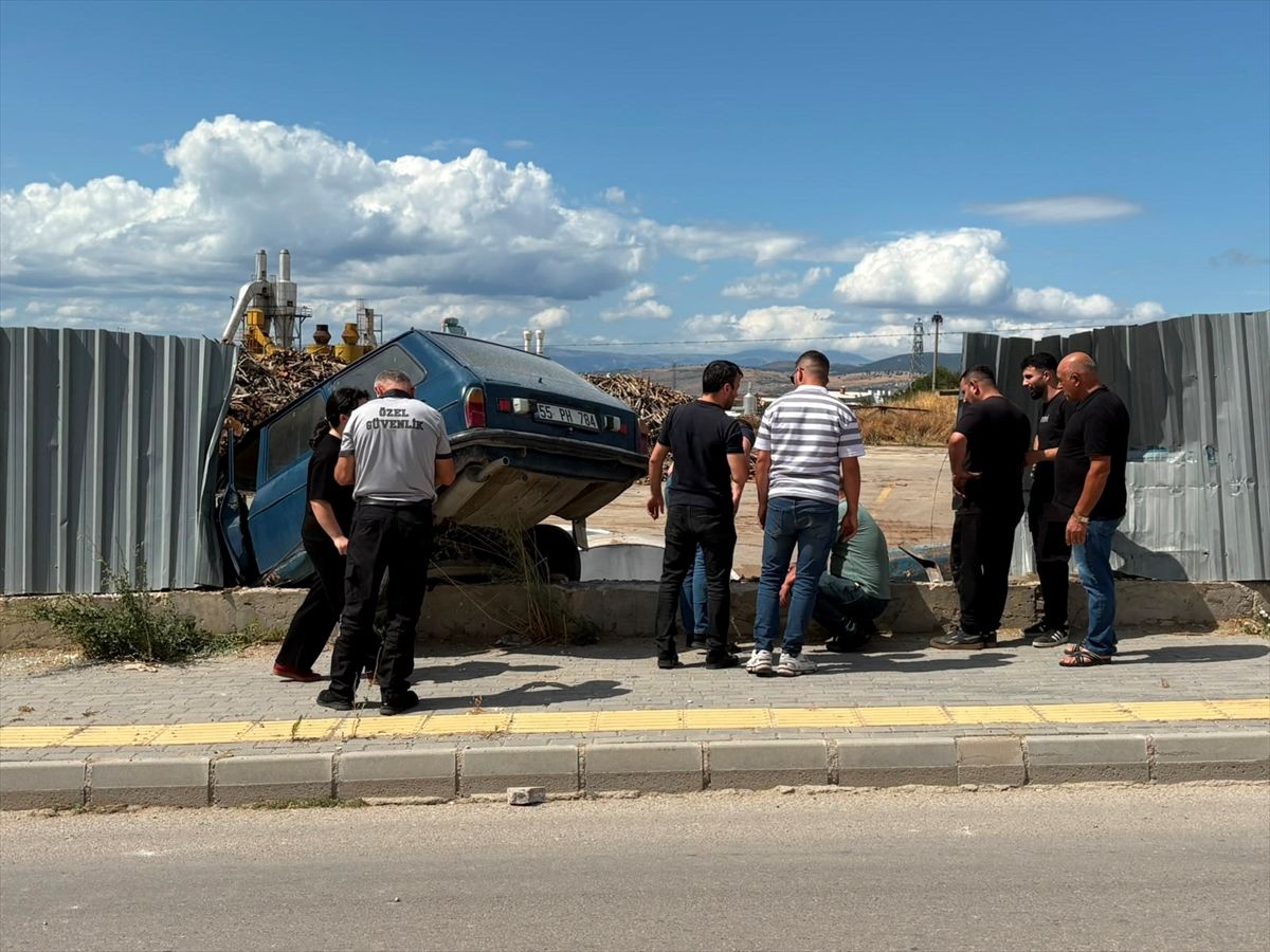 Vezirköprü'de Trafik Kazası: 1 Yaralı