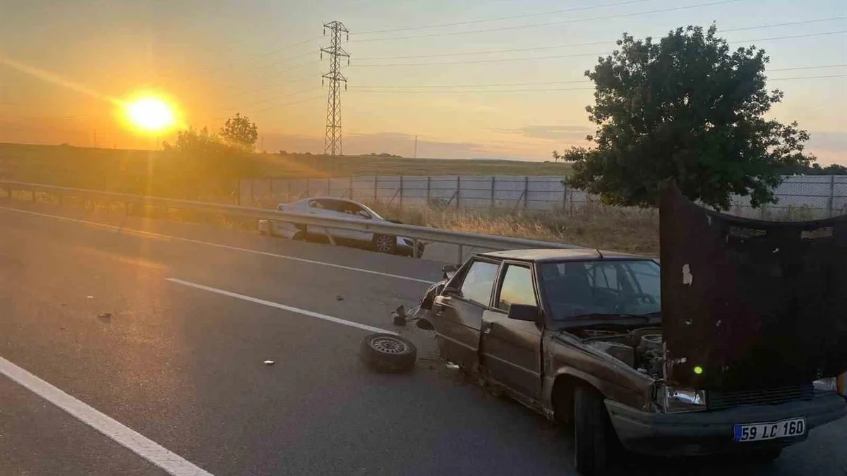 Edirne İpsala'da Gerçekleşen Trafik Kazasında 1 Kişi Ağır Yaralandı
