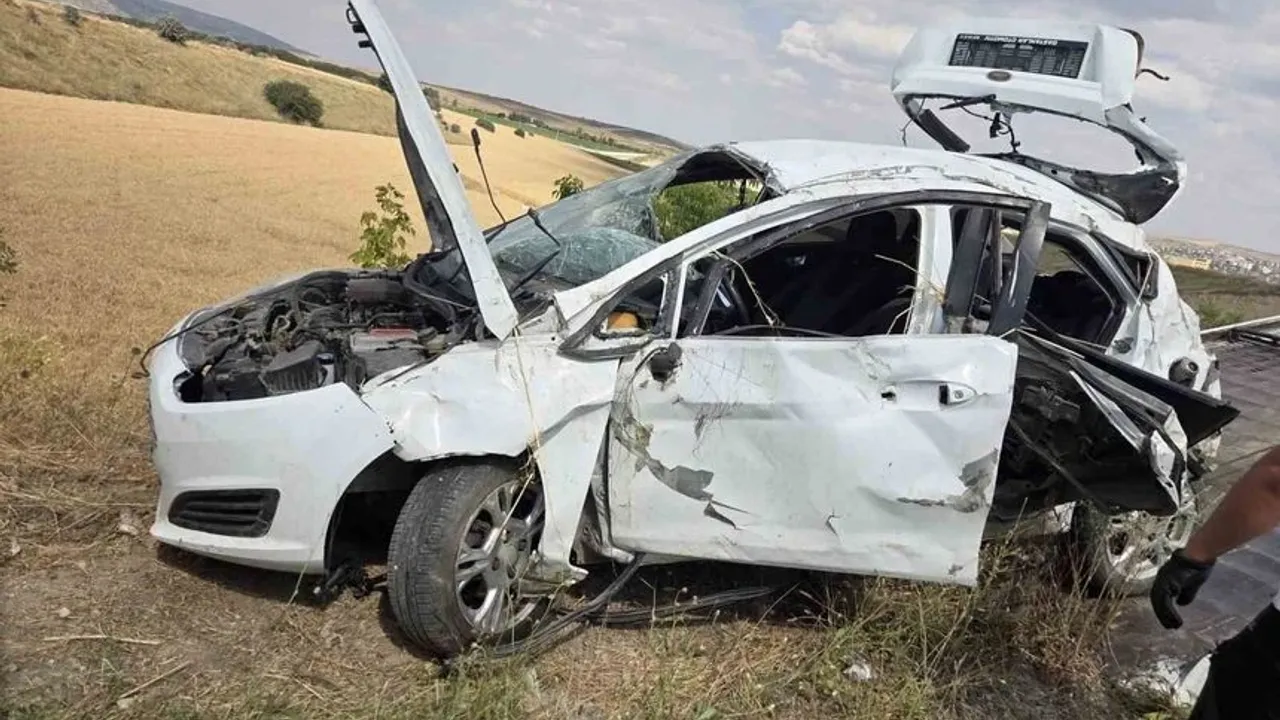 Karaman’da feci kaza! Kontrolden çıkan otomobil takla attı, sürücü yaşamını yitirdi