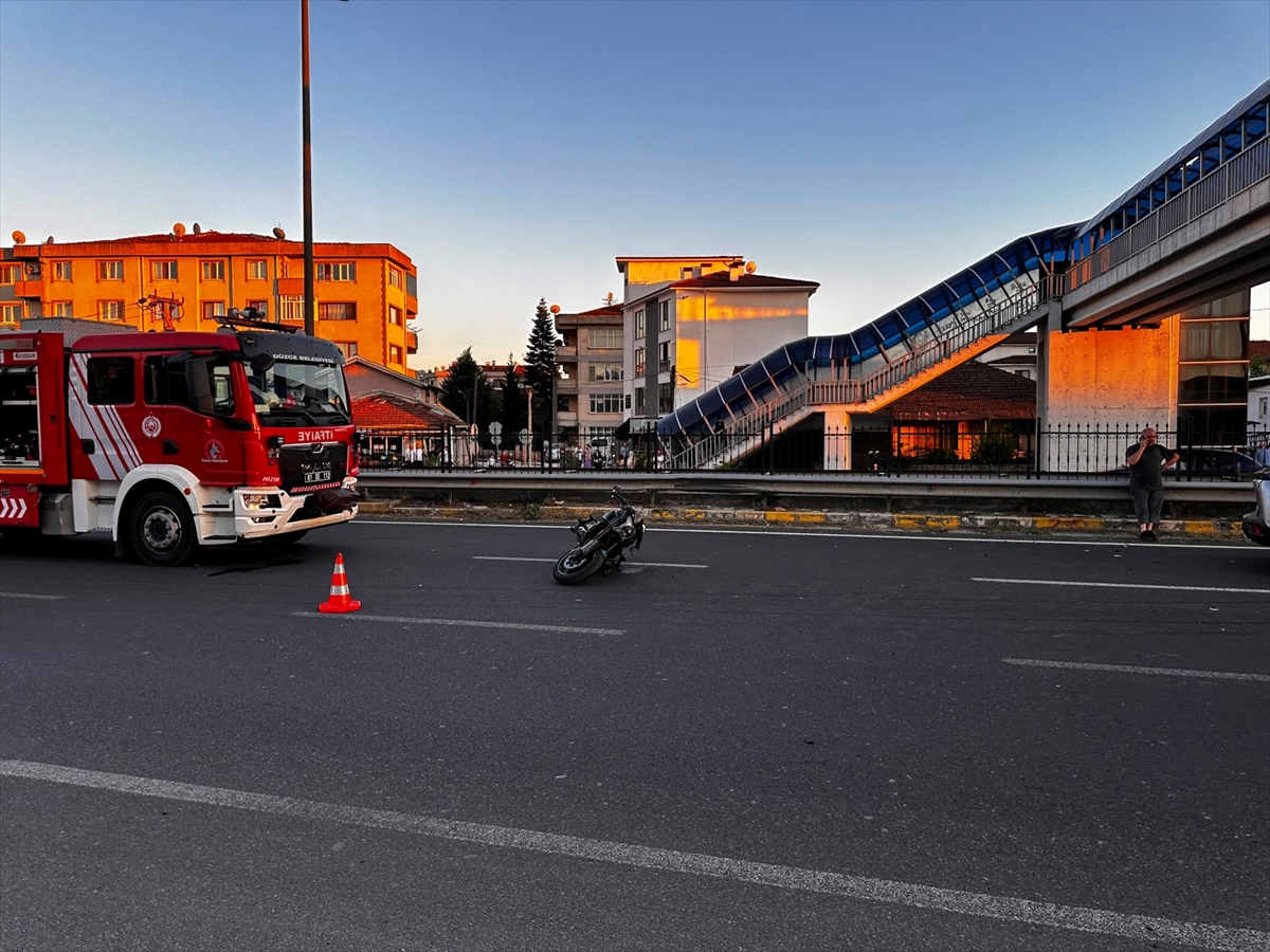 Düzce’de zincirleme kazada motosiklet sürücüsü hayatını kaybetti