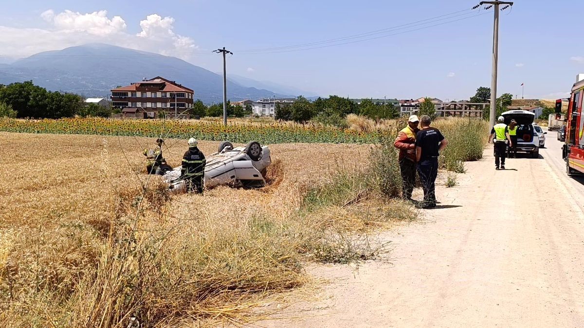 İnegöl'de Trafik Kazası: Sürücü Yaralandı
