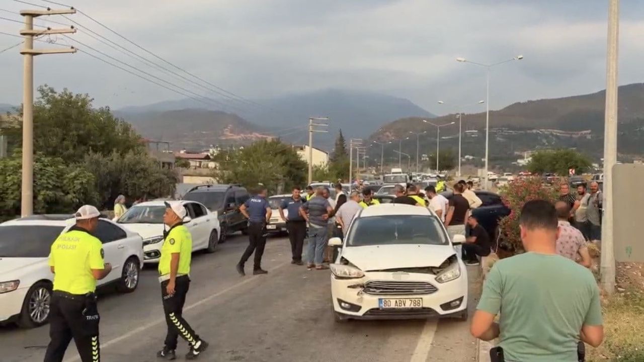 Osmaniye'de zincirleme trafik kazası: 2 yaralı