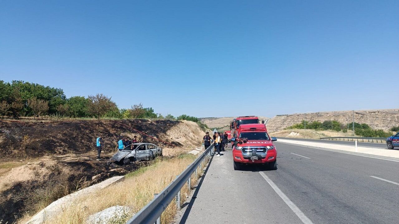 Kuzey Çevreyolu'nda Kahreden Kaza! Otomobil Alev Aldı, Oğul Hayatını Kaybetti