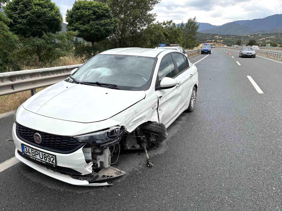 Tosya'da İki Trafik Kazası: 5 Yaralı