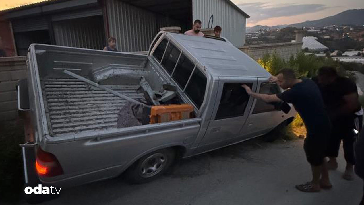 Otomobil ile kamyonet çarpışması kamerada