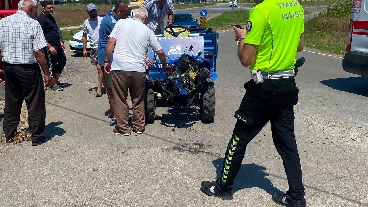 Kocaali'de patpat ile motosiklet çarpıştı