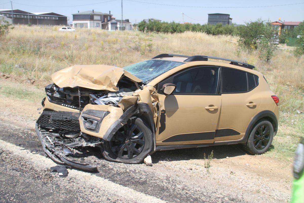 Beyşehir'de Trafik Kazası: 9 Yaralı