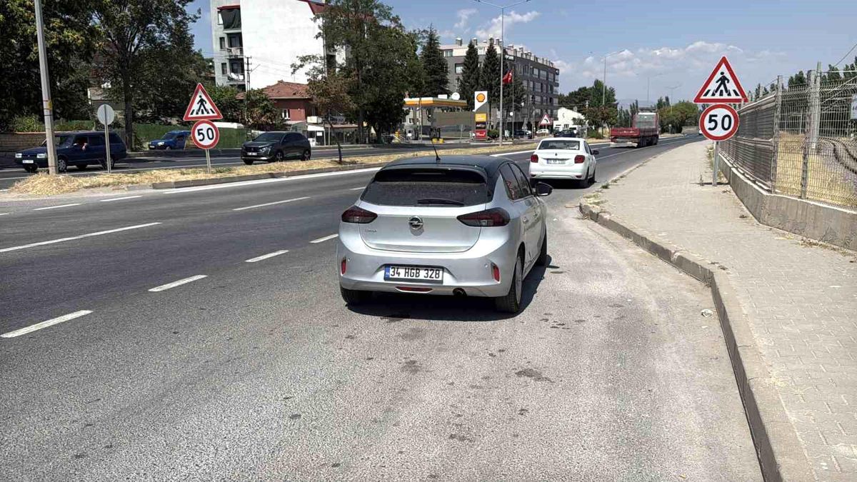 Eskişehir'de Trafik Kazası: Polisle Tartışan Yolcuya Ceza