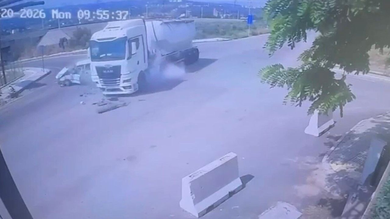 Osmaniye'de tanker ile otomobil çarpıştı: 2 yaralı