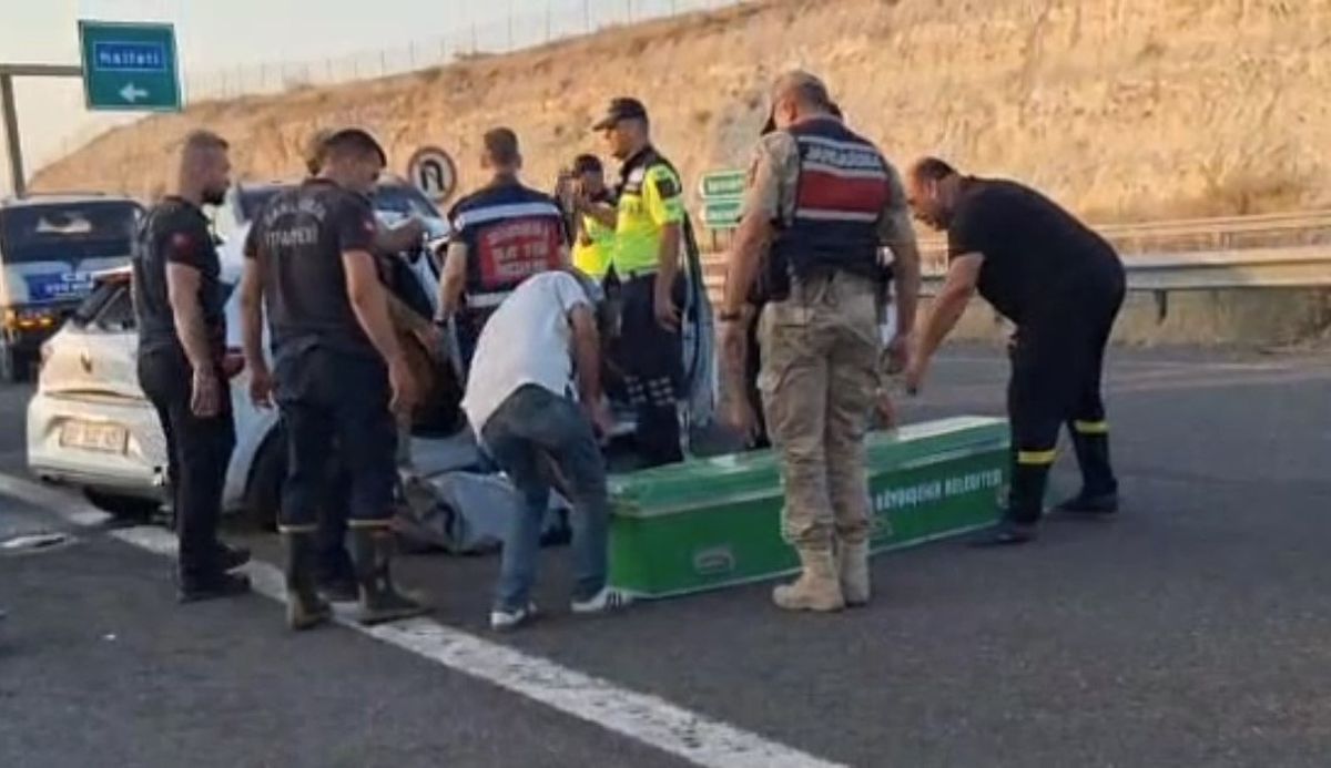 Şanlıurfa'da Trafik Kazası: 3 Ölü, 8 Yaralı