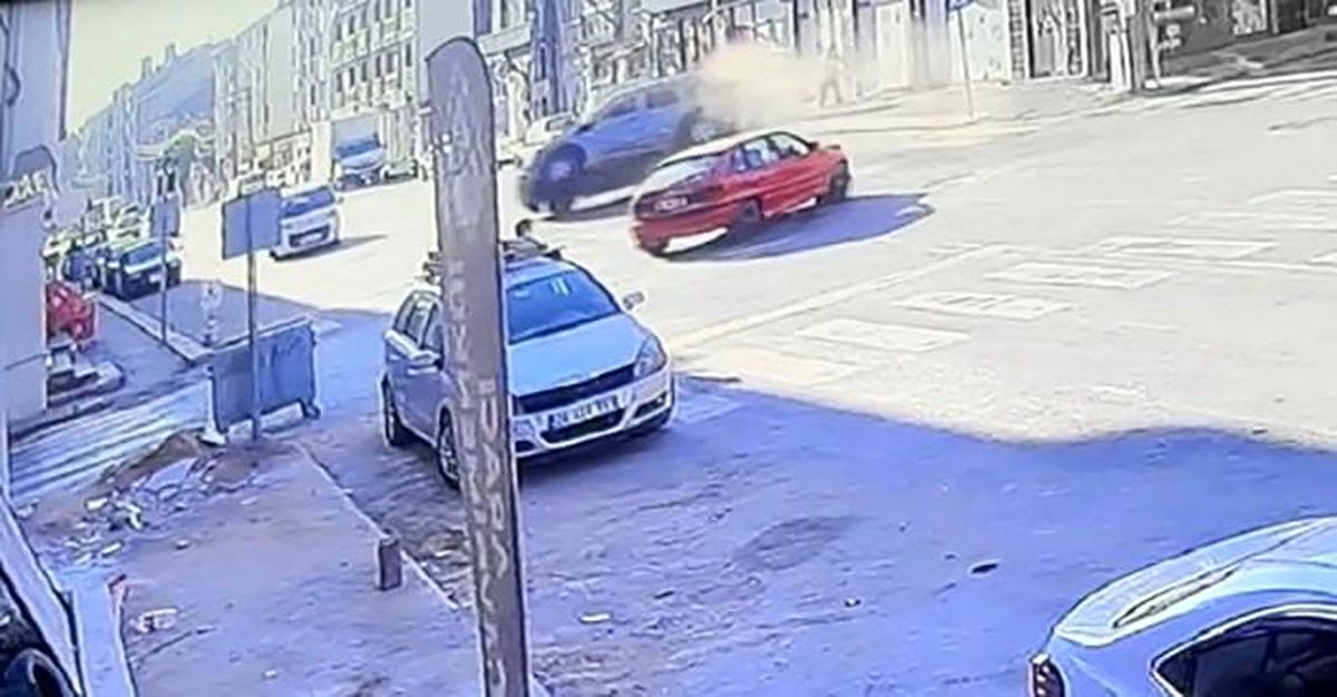 Eskişehir'de Trafik Kazası Anı Kamerada