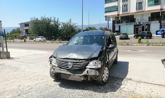 Niksar'da Trafik Kazası: 1 Kişi Yaralandı - YEREL