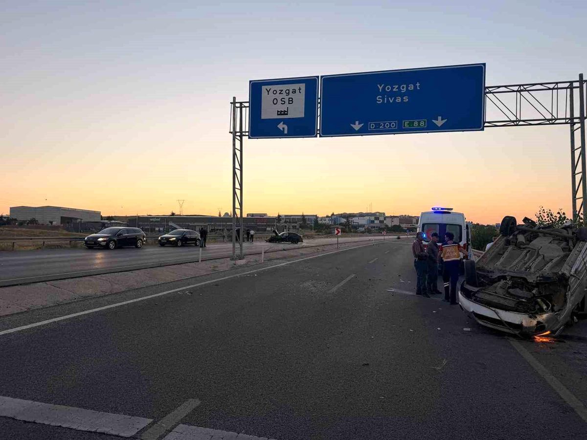 Yozgat'ta Trafik Kazası: İki Yaralı