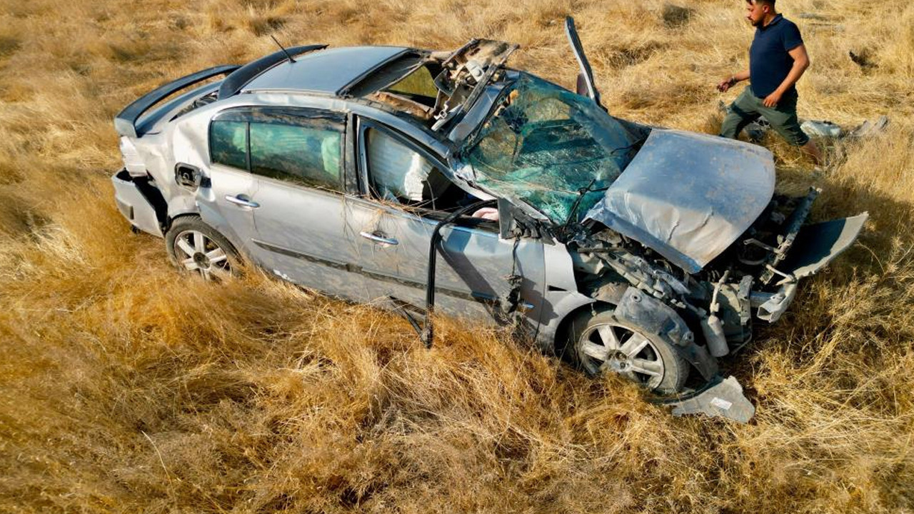 Afyonkarahisar'da feci trafik kazası: 20 yaşındaki sürücü hayatını kaybetti