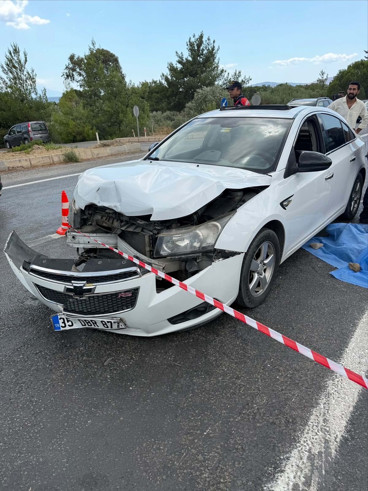 İzmir'de Trafik Kazası: 1 Ölü, 5 Yaralı