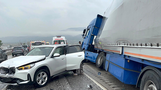 Kastamonu'da 3 ayrı zincirleme kaza: 1 ölü, 12 yaralı